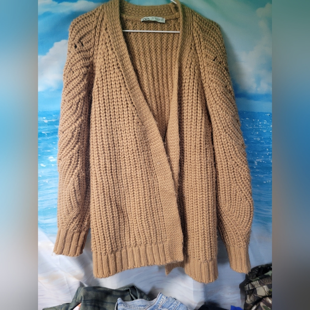 Zara Beige Knit Cardigan Sweater Size XS-S